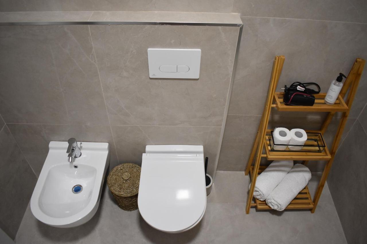 Tam Serviced Apartment Shallvaret Central District Tirana Exterior foto